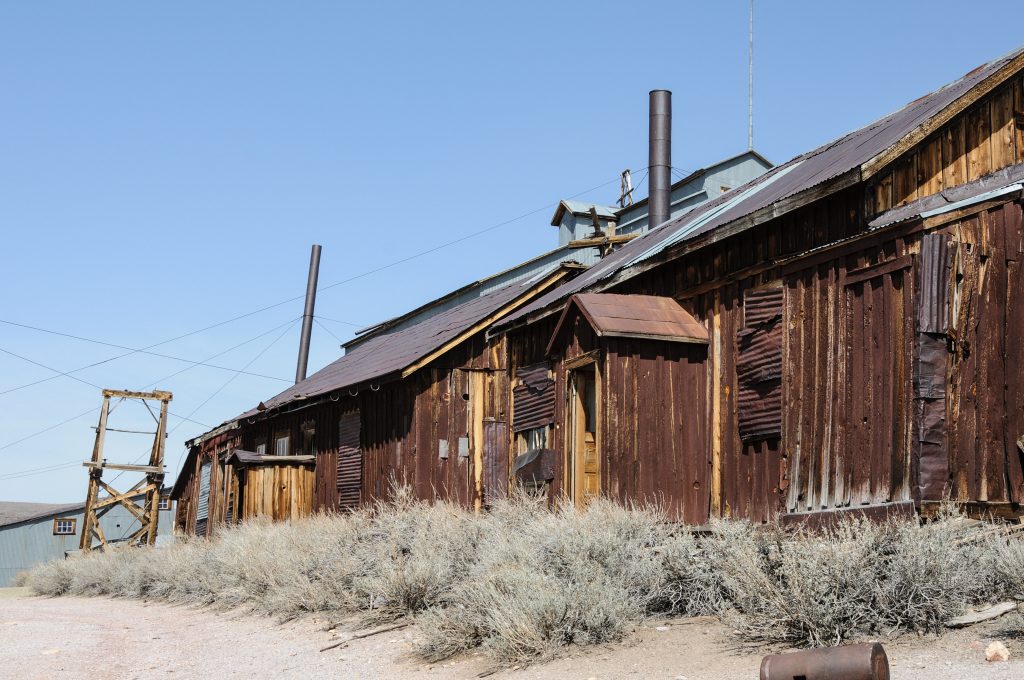 ghost town barn