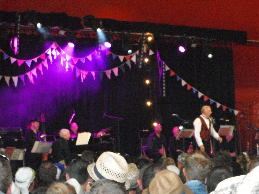 Bruce Forsyth at Glastonbury Festival