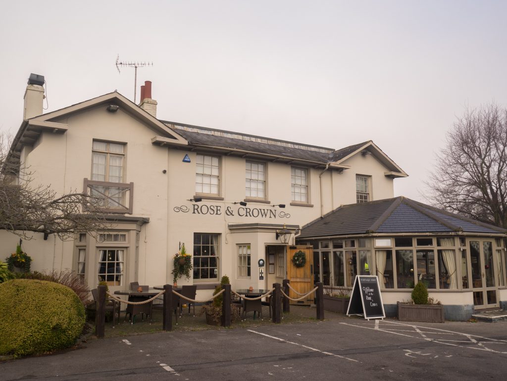 Review of the Rose and Crown in Dunton Green