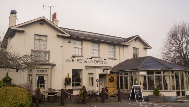 Review of the Rose and Crown in Dunton Green