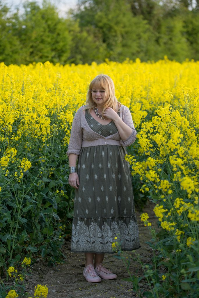 British over 30 fashion blogger wearing a bohemian summer dress